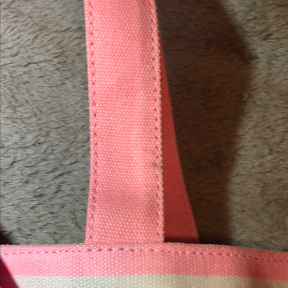 🌼 Victoria’s Secret Tote bag and scarf Victoria’s Secret Beach bag - Picture 3 of 7